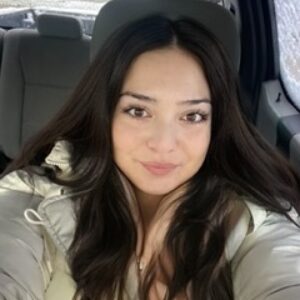 Profile photo of Vivian